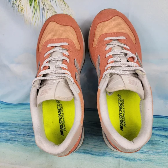 New Balance Women's Sneakers in Coral, Peach, and Beige - Picture 6 of 9